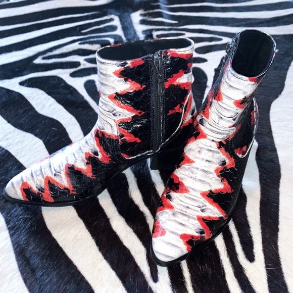 SNAKESKIN PALO ALTO BOOTIES BY MODERN VICE 🐍 - Picture 2 of 4